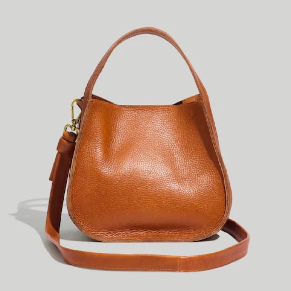 Madewell Handbags - Madewell Leather Sydney Crossbody Bag Burnished Caramel Tan Magnetic Closure
